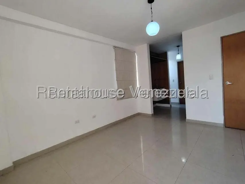 Casa (1 Nivel) en Alquiler en Ave Intercomunal, Lara - 10