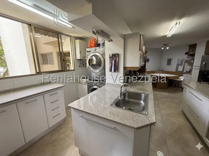 Apartamento (1 Nivel) en Alquiler en La Castellana, Distrito Metropolitano - 17