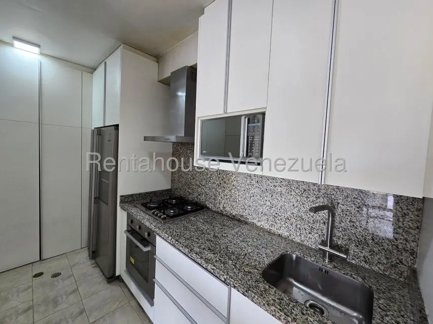 Apartamento (1 Nivel) en Alquiler en Boleita Norte, Distrito Metropolitano - 10