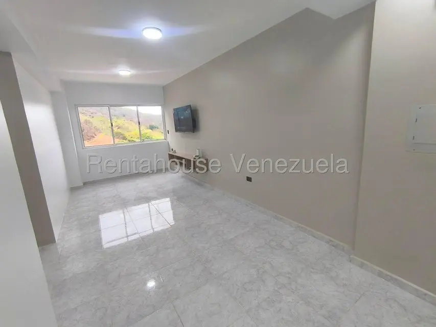 Apartamento (1 Nivel) en Venta en Manantial, Carabobo - 3