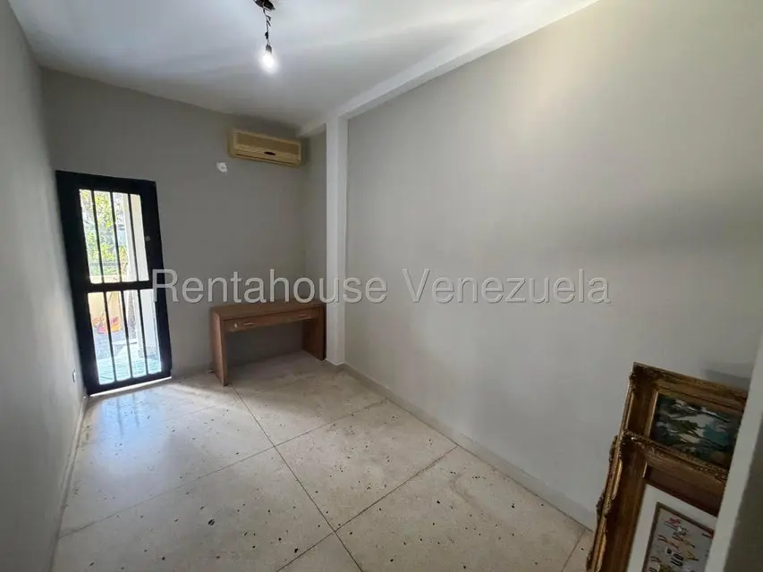 Casa (Multipes Niveles) en Venta en Horizonte, Distrito Metropolitano - 11