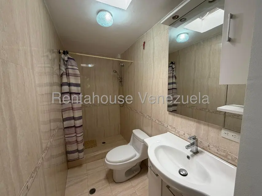 Casa (Multipes Niveles) en Venta en Horizonte, Distrito Metropolitano - 16