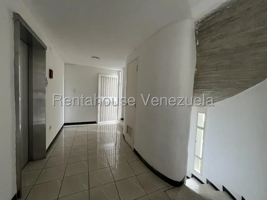 Apartamento (1 Nivel) en Venta en Colinas de La California, Distrito Metropolitano - 31