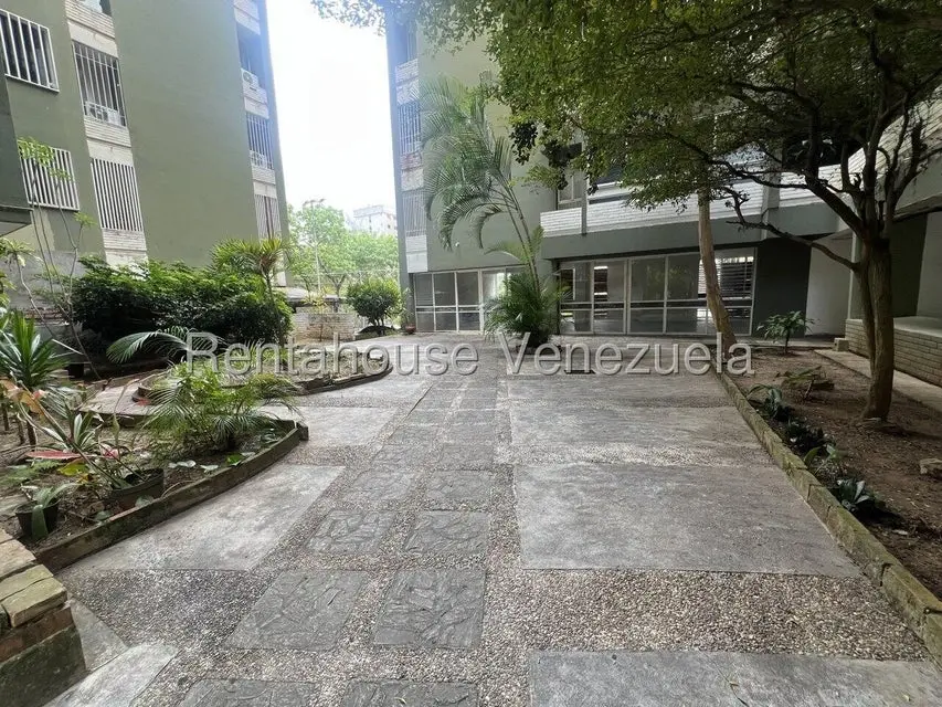 Apartamento (1 Nivel) en Venta en Colinas de La California, Distrito Metropolitano - 40