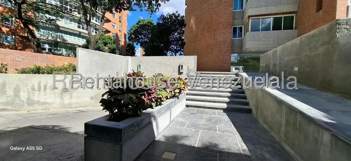 Apartamento (1 Nivel) en Alquiler en El Rosal, Distrito Metropolitano - 17