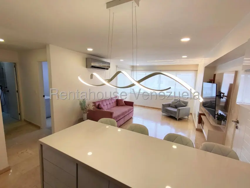 Apartamento (1 Nivel) en Alquiler en El Rosal, Distrito Metropolitano - 5