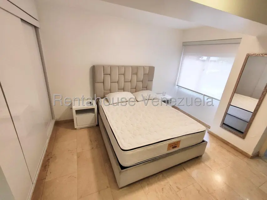 Apartamento (1 Nivel) en Alquiler en El Rosal, Distrito Metropolitano - 8