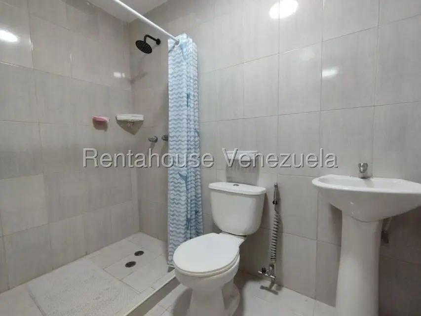 Casa (1 Nivel) en Venta en Ave Intercomunal, Lara - 11