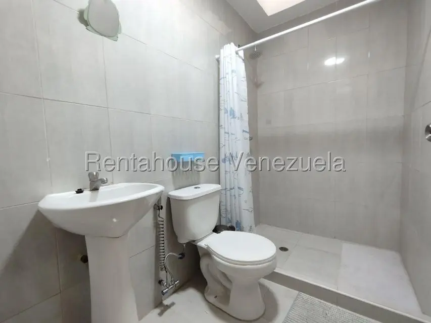 Casa (1 Nivel) en Venta en Ave Intercomunal, Lara - 14