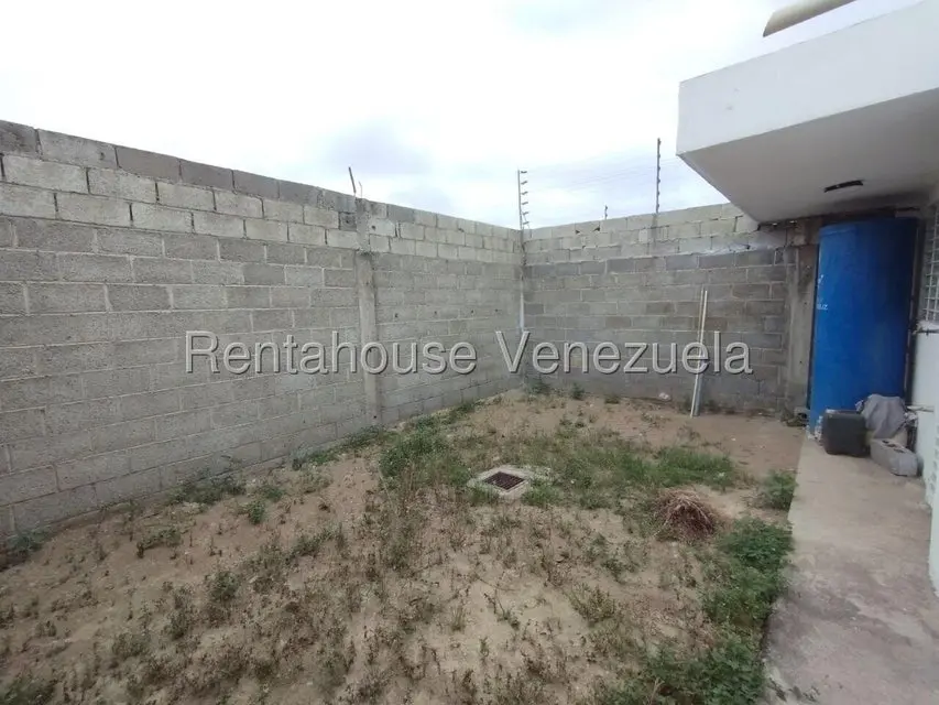 Casa (1 Nivel) en Venta en Ave Intercomunal, Lara - 15