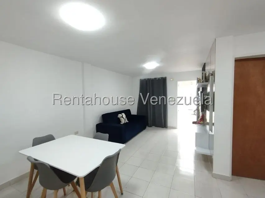 Casa (1 Nivel) en Venta en Ave Intercomunal, Lara - 3