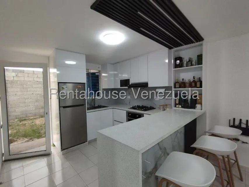 Casa (1 Nivel) en Venta en Ave Intercomunal, Lara - 6