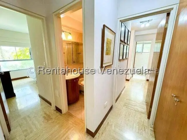 Apartamento (1 Nivel) en Alquiler en Lomas de Las Mercedes, Distrito Metropolitano - 15