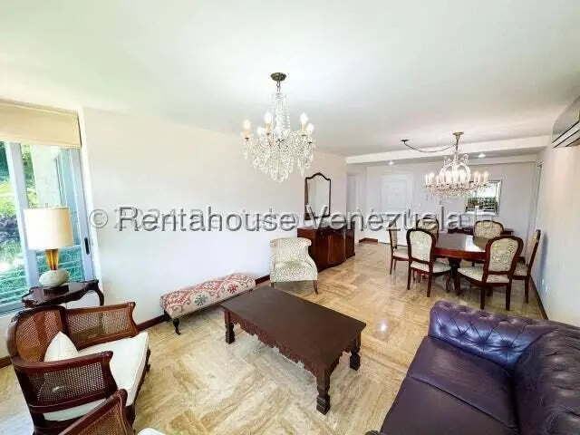 Apartamento (1 Nivel) en Alquiler en Lomas de Las Mercedes, Distrito Metropolitano - 17