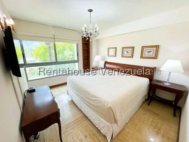 Apartamento (1 Nivel) en Alquiler en Lomas de Las Mercedes, Distrito Metropolitano - 18