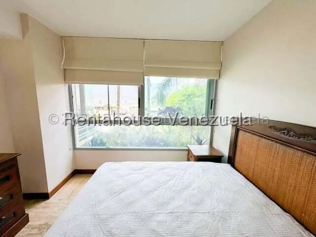 Apartamento (1 Nivel) en Alquiler en Lomas de Las Mercedes, Distrito Metropolitano - 21