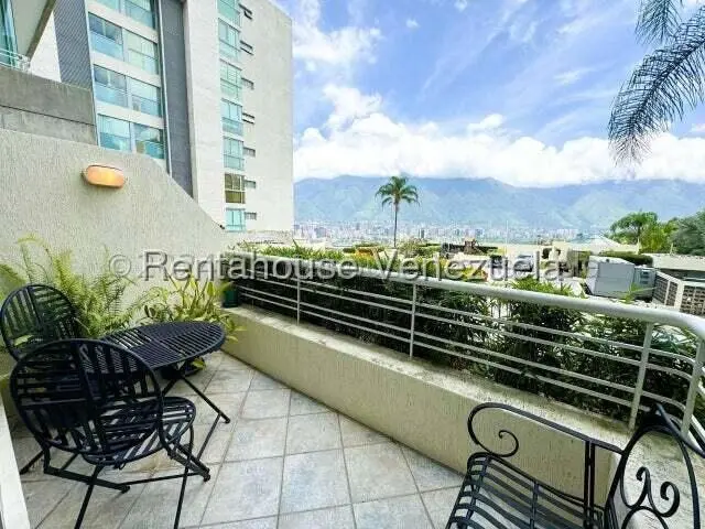 Apartamento (1 Nivel) en Alquiler en Lomas de Las Mercedes, Distrito Metropolitano - 39