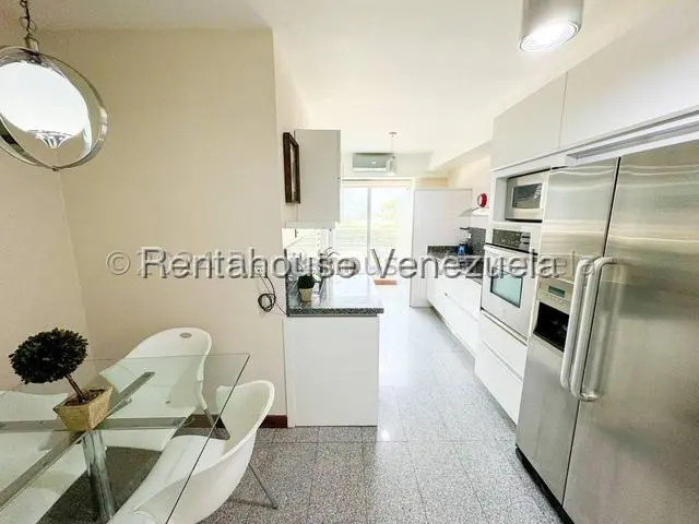 Apartamento (1 Nivel) en Alquiler en Lomas de Las Mercedes, Distrito Metropolitano - 5